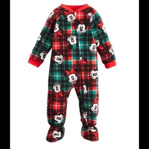 NWT Mickey & Minnie Mouse Fleece Footed Pajamas
